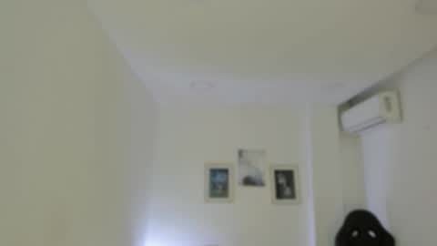 Snapshot of emelie_89 chatting on October 2025 12:02:02 PM emelie_89 online show from October 2025 12:02:02 PM