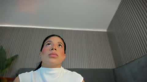 Snapshot of emelie_89 chatting on June 2026 11:41:02 AM emelie_89 online show from June 2026 11:41:02 AM