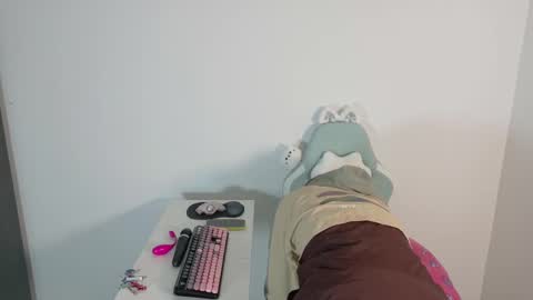 Snapshot of emerald_sparkles chatting on September 2025 02:50:02 AM sabrina online show from September 2025 02:50:02 AM