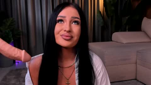 Emerald online show from April 2026 02:33:01 PM