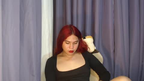 Snapshot of emere_kai_24xxx chatting on July 2026 04:07:01 AM Chelle dont forget to folloe me and thumps up online show from July 2026 04:07:01 AM