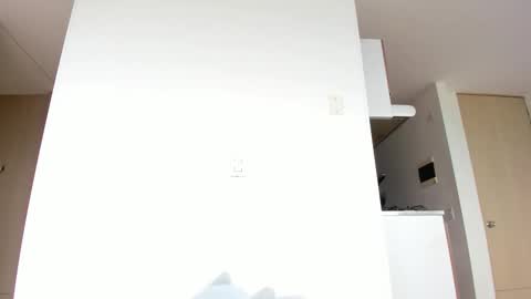 Snapshot of emi_latingirl chatting on September 2025 07:51:02 PM EMILY online show from September 2025 07:51:02 PM