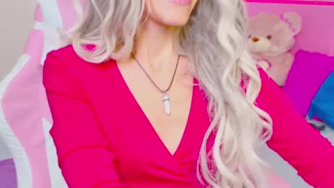 EmieFlower online show from February 2025 11:42:02 AM