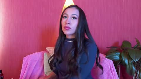 Emilia Gomez online show from January 2026 07:11:01 PM