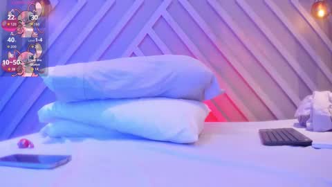 Emily online show from November 2025 10:37:01 AM