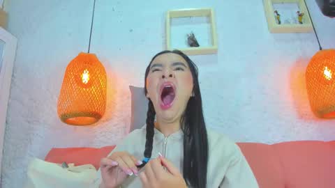 Emily online show from November 2025 12:05:02 PM