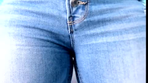 Emily online show from February 2025 11:44:02 AM