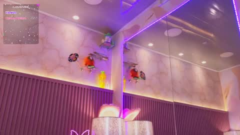 Emily online show from December 2024 04:46:02 PM