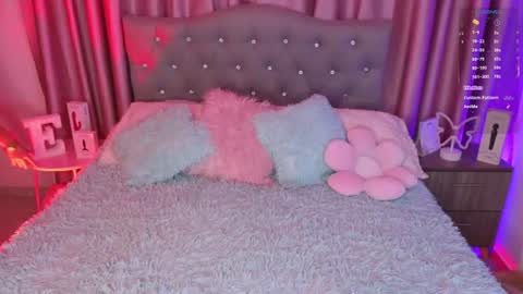 Snapshot of emiiscoot_1 chatting on July 2026 02:14:01 AM Emily online show from July 2026 02:14:01 AM
