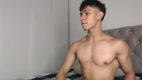 Snapshot of emile_239 chatting on December 2024 03:40:01 AM emile_239 online show from December 2024 03:40:01 AM