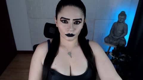 Snapshot of emili_evans_ chatting on October 2025 03:14:01 PM POWERFULL GODDESS EMILI online show from October 2025 03:14:01 PM