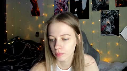 emili_sweet__ online show from February 2025 03:16:01 PM