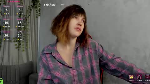 Snapshot of emilia_cross chatting on July 2026 01:19:02 AM Emilia online show from July 2026 01:19:02 AM