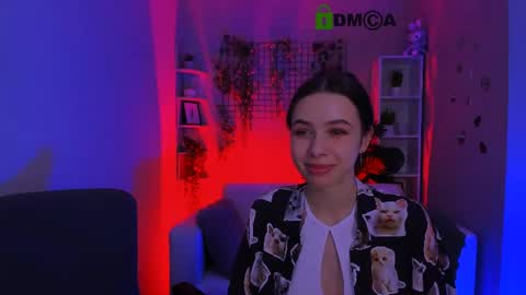 Snapshot of emilia_fly chatting on July 2026 11:06:02 AM Emi online show from July 2026 11:06:02 AM