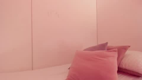 Snapshot of emilia_ghendle chatting on December 2024 11:32:02 AM Emilia Big Boobs online show from December 2024 11:32:02 AM