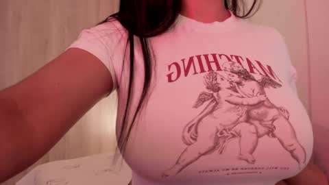 Snapshot of emilia_ghendle chatting on December 2024 12:44:02 AM Emilia Big Boobs online show from December 2024 12:44:02 AM