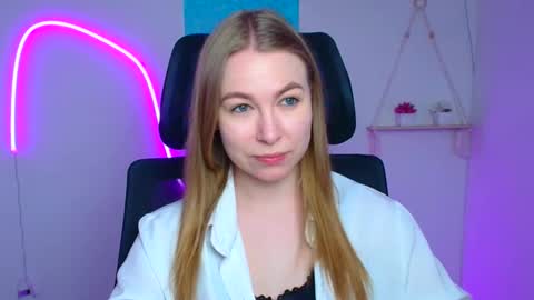 Emilia online show from March 2026 06:08:02 AM