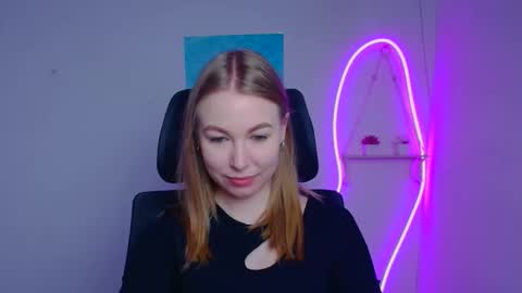 Emilia online show from March 2026 06:28:02 AM