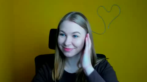 Emilia online show from March 2026 06:29:01 AM