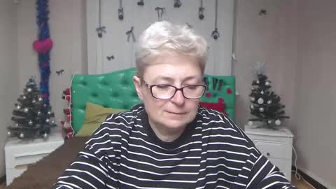Snapshot of emiliagree chatting on January 2026 06:11:01 PM EmiliaGree online show from January 2026 06:11:01 PM