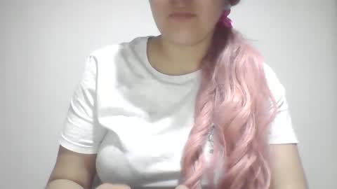 Snapshot of emiliahoney chatting on January 2026 07:17:02 PM emiliahoney online show from January 2026 07:17:02 PM