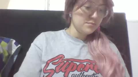 Snapshot of emiliahoney chatting on January 2026 01:16:02 PM emiliahoney online show from January 2026 01:16:02 PM