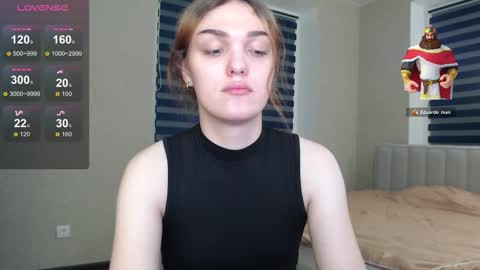 Emi online show from November 2025 09:07:01 PM