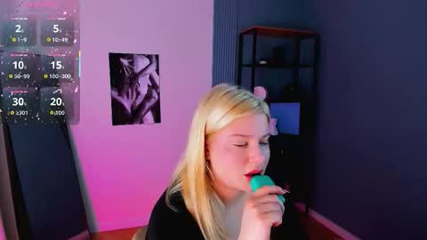 emiliastanley online show from February 2026 06:11:02 AM