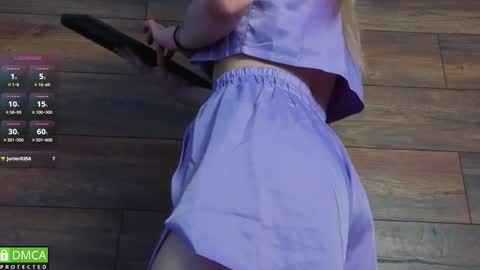 emilielong online show from February 2026 05:26:01 AM