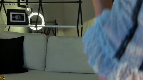 Snapshot of emiljanna chatting on February 2025 04:37:02 AM Emiljanna online show from February 2025 04:37:02 AM