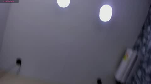 emillyharper_ online show from November 2025 04:25:01 AM