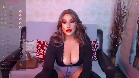 Snapshot of emily962009 chatting on November 2025 06:41:02 PM EMY online show from November 2025 06:41:02 PM