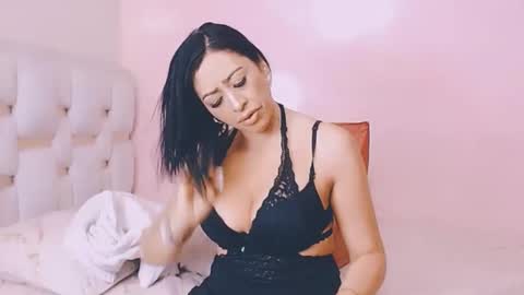 Dayana online show from October 2025 01:04:02 PM