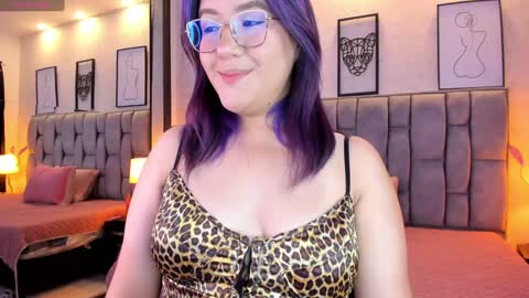 Emily online show from January 2025 03:45:01 AM