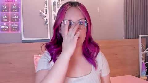 Emily online show from November 2025 03:39:01 AM