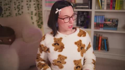 Em -  online show from March 2025 11:56:02 PM