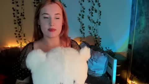 EMILY online show from February 2025 05:41:01 AM