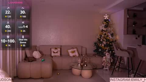 Snapshot of emily_huddson_ chatting on December 2025 01:00:01 AM independet model online show from December 2025 01:00:01 AM