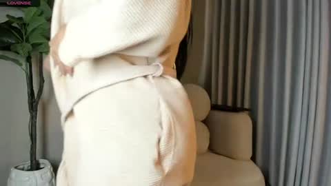 Snapshot of emily_huddson_ chatting on June 2026 03:35:02 PM independet model online show from June 2026 03:35:02 PM