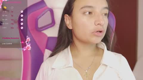 Snapshot of emily_jonexs_ chatting on February 2026 05:09:01 PM mily online show from February 2026 05:09:01 PM