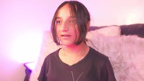 Snapshot of emily_jonexs_ chatting on February 2026 03:22:01 PM mily online show from February 2026 03:22:01 PM