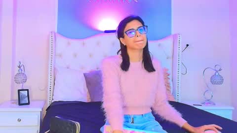 Snapshot of emily_loperaa chatting on October 2025 09:34:02 PM Emily online show from October 2025 09:34:02 PM