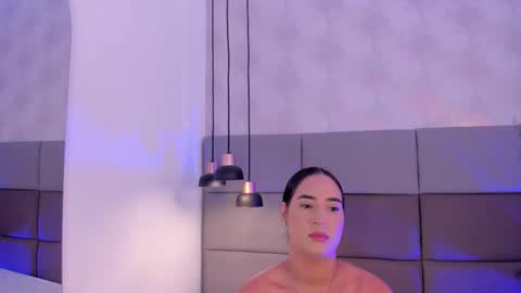 emily_luve online show from November 2025 01:15:02 PM