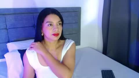 emily_milff online show from July 2026 11:58:02 AM