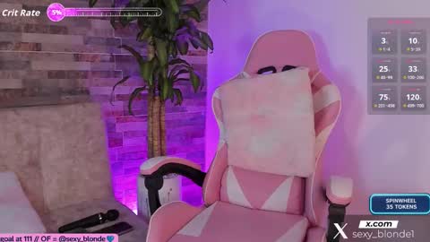 Emily online show from November 2025 10:52:02 PM