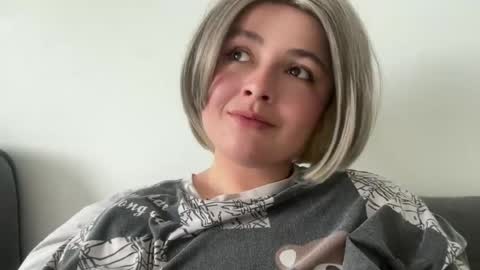 Snapshot of emily_morning_dew chatting on July 2026 09:34:02 AM emily_morning_dew online show from July 2026 09:34:02 AM