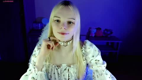 Lia online show from December 2024 10:24:01 PM