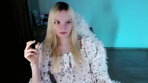 Lia online show from February 2025 02:47:02 PM