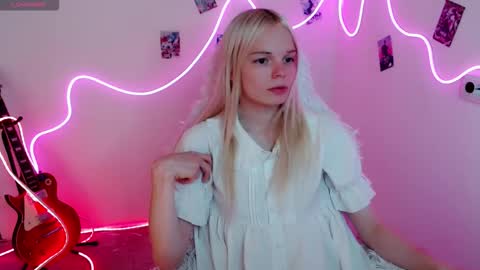 Lia online show from September 2025 11:43:02 AM