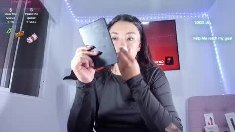 emily_palmeer online show from March 2026 10:21:02 AM